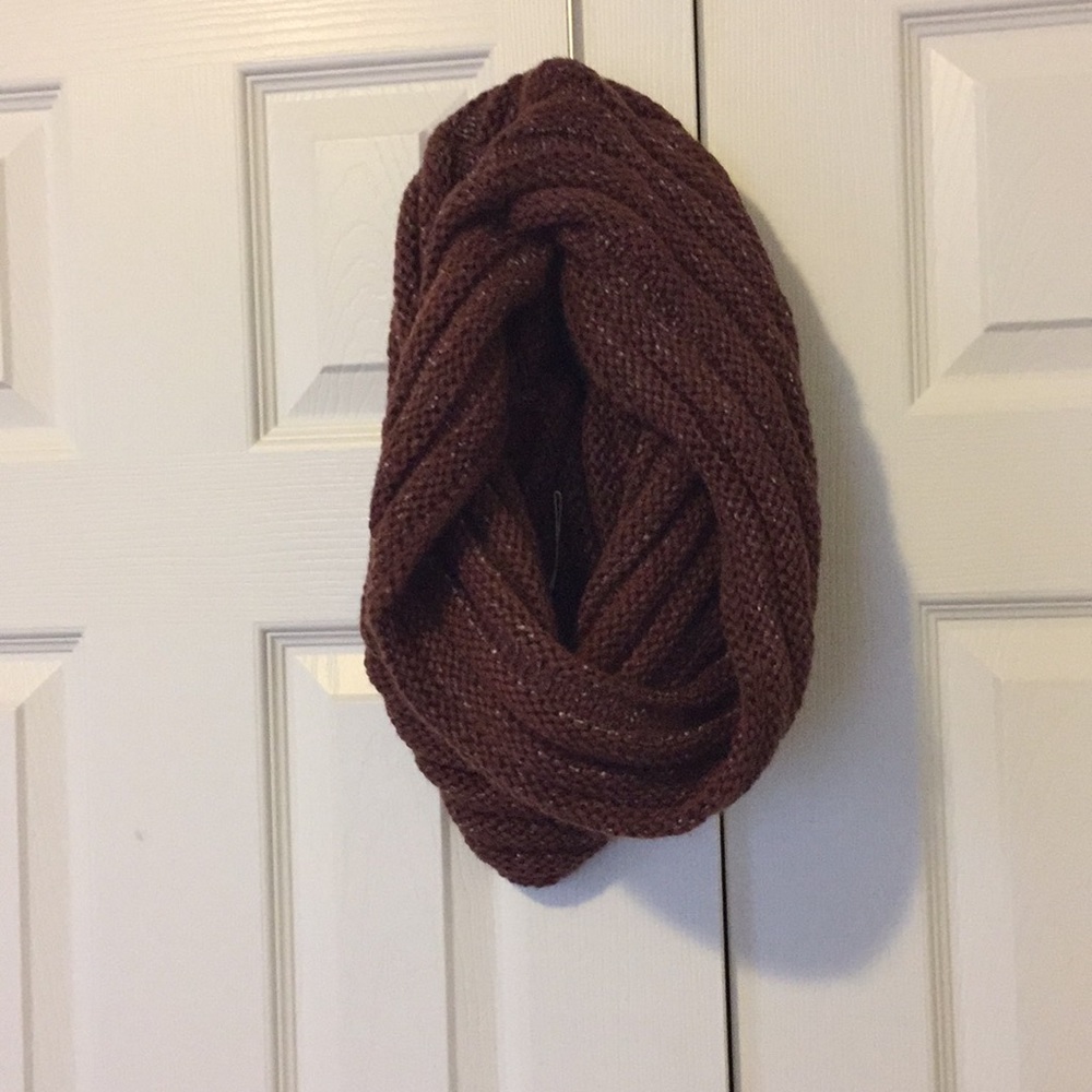 Infinity scarf